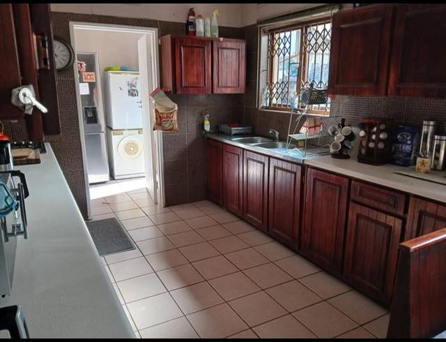 3 BEDROOM HOUSE FOR SALE IN ESCOMBE